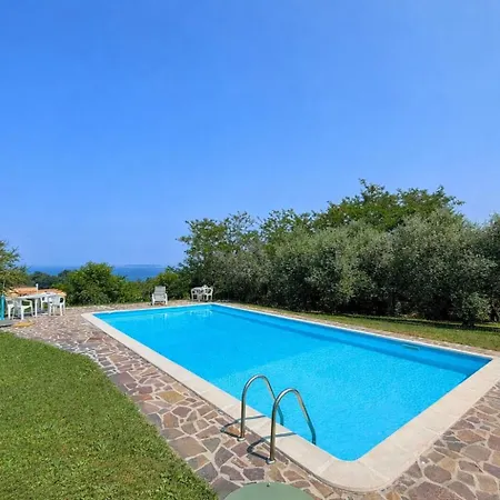 Villa Maria Teresa